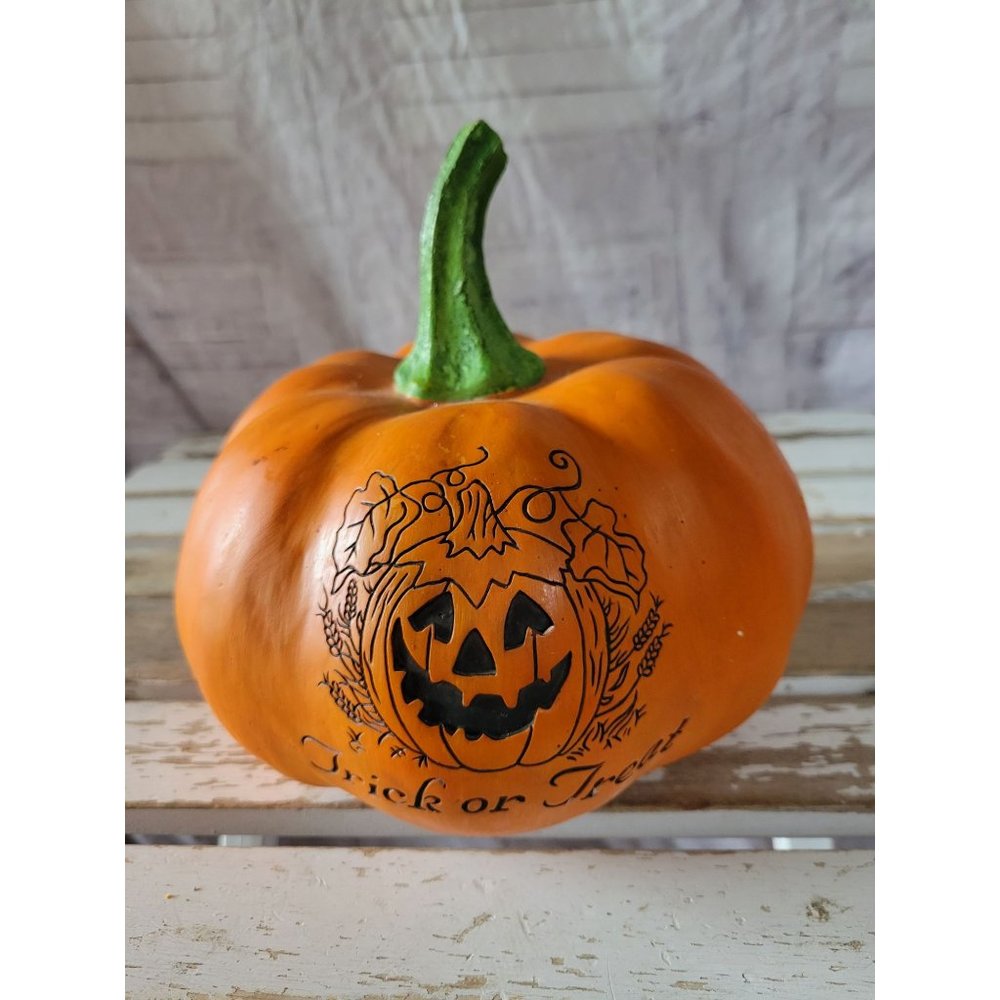 Resin trick or treat pumpkin fall Halloween kitchen home decor vintage